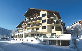 Hotel Garni Alpenruh-Micheluzzi