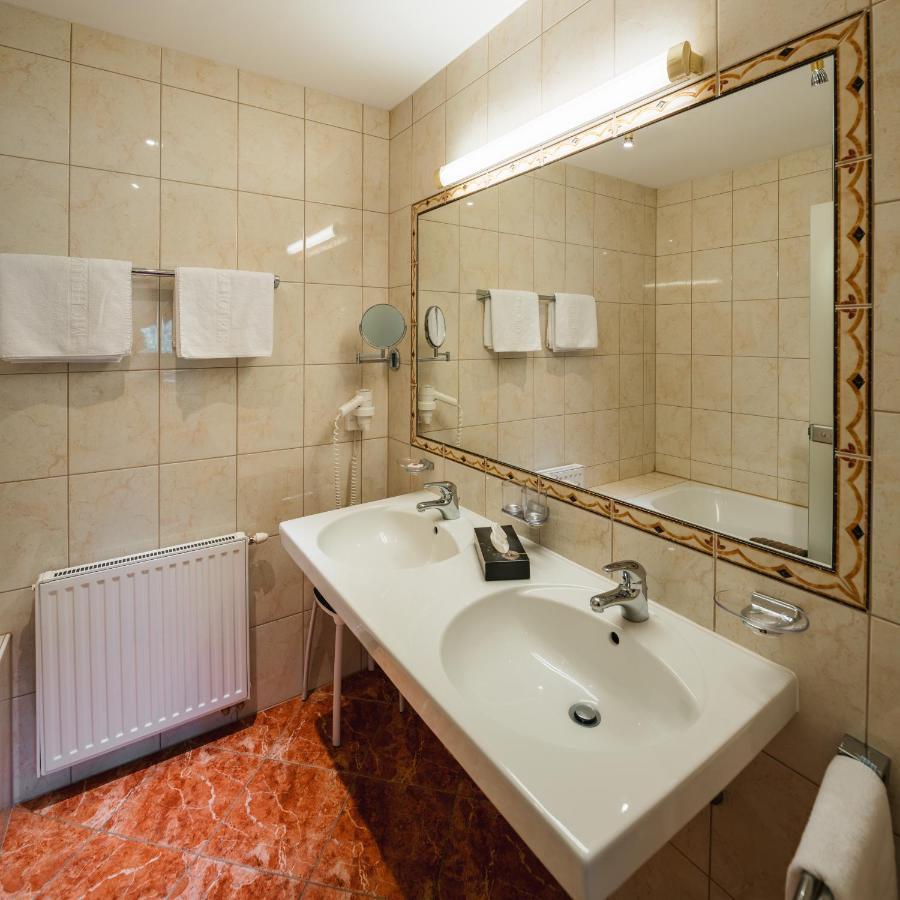 Hotel Garni Alpenruh-Micheluzzi Serfaus Zewnętrze zdjęcie